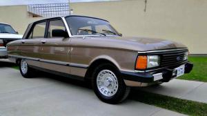 Automoviles Sin datos  VDO. FORD TAUNUS.
